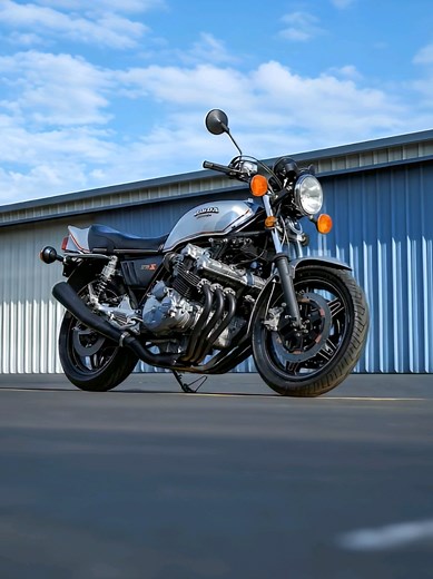 La Honda CBX1000 que Suena como un Fórmula 1