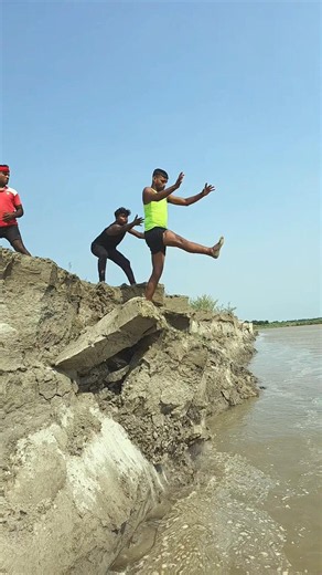 support kijiye please😭😱🙏... #shortvideos #youtubeshorts #funny #trending #song #bolleywoodsong