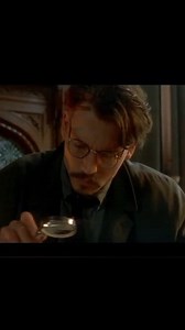 12 reactions | La Novena puerta: Quién es la chica misteriosa de la...