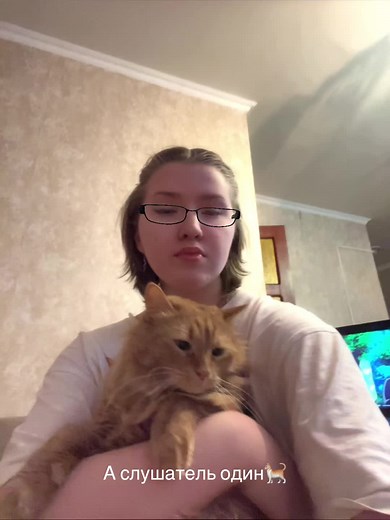 Hm…,who is it? naive girl? (@.naive.girl)’s videos with original sound - april 🦭