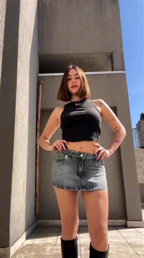 EMBRUJO ® - Cuenta Oficial on Instagram: "#inspolooks para éste fin de semana 🔗🪩🔥 // choose ur fav! mini FERGIE, mini FOXY, mini CHANTEL & mini TURNER; ¿cuál elegís? sabemos que está difícil 🤭😍 | www.embrujojeans.com | Av. Avellaneda 3219, Flores | Paso 350, Once #newin #ss25 #newseason #trendy #jean #newarrival #summer #spring #avellanedaflores #avellanedamoda #mayoristasargentinas"