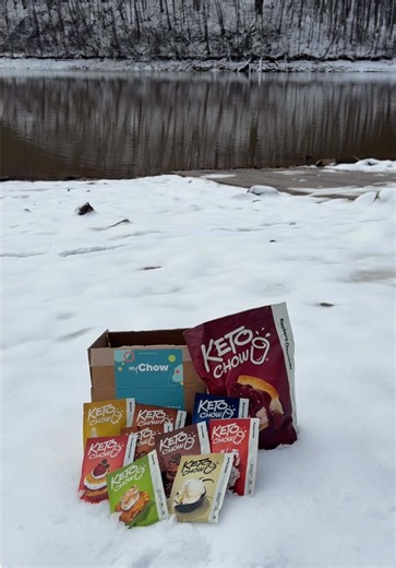 Unboxing the January Keto Chow My Chow Surprise Kit!