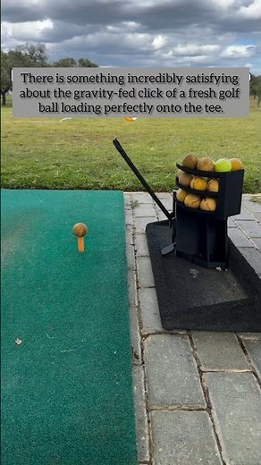 This mechanical golf tee dispenser is a total game-changer.#like #follow #subscribe