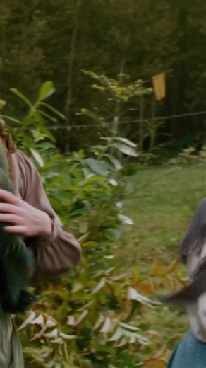 585K views · 17K reactions | Scary Movie 4 (2006) - these two together are comedy gold, hearing they are back for the new movie has made it a must watch for me #scarymovie4 #reginahall #annafaris #spoofmovie | Julesestv | Facebook