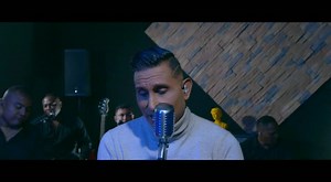 Canción perfecta para dedicar en esta linda noche de lunes! “VOY A AMARTE” / 📽 video completo: https://youtu.be/H_esMzyNbQc | Hebert Vargas