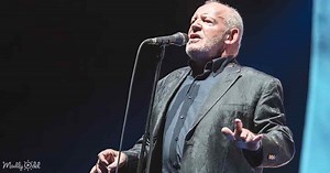 1944’s Gift to Music: The Inspiring Story of Joe Cocker’s Life