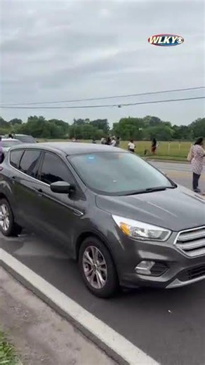 Police investigating after two women killed in Shively crash