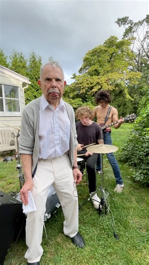 157K views · 1.8K reactions | #rock #music #rockmusic #metal #musician #musicians #musica #fun #funny #funnyvideo #funnyvideos #lol #laugh #comedy #reels #reel #viral #trending #art #guitar #drums #limpbizkit #guitarist #drummer #musicvideo | robotmonstermusic | Facebook