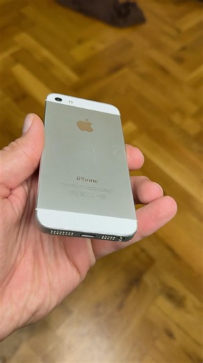 iPhone 5, 14 Years Old Best iPhone Ever