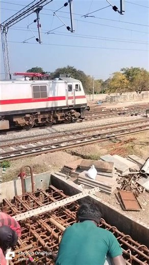 Buttom slab link bar binding work for pouring of concrete. #youtubeshorts #shortsfeed #shortvideo
