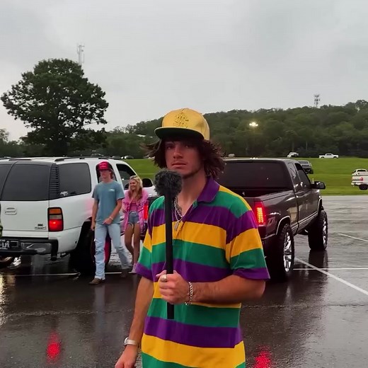 749K views · 14K reactions | What's It Like Inside A Truck Club? #truck #club #car #fun | Whistlindiesel | Facebook