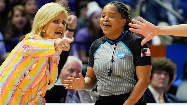 Mulkey Fashion | See the wild outfit LSU Head Coach Kim Mulkey wore this time