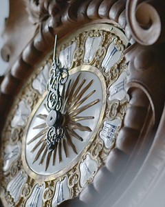 2.7K views · 320 reactions | For the Women Spring/Summer 2024 collection's presentation Christian Louboutin sets the stage for a spectacular The Loubi Show. Don't miss the grand reveal live on Thursday 28 September at 9:30pm CET. Discover more on bit.ly/3rAMFoz. | Christian Louboutin | Facebook