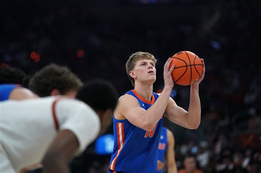 Why did Thomas Haugh leave the clash vs. Texas? Know more about the Gators star’s setback