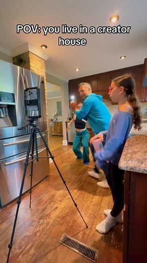 Which did you see first? BTS or RESULTS? DC: @mollylong21 Inspo: @Double Date #popmusic #dance #bts #family | Gustavo Krystal Dance