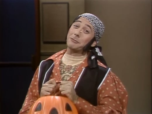 540K views · 13K reactions | 11 days till Halloween! ️ Tag us in your Pee-wee-inspired costumes and decorations, we’ll treasure ’em!  Late Night with David Letterman, October 31, 1983 | Pee-wee Herman | Facebook