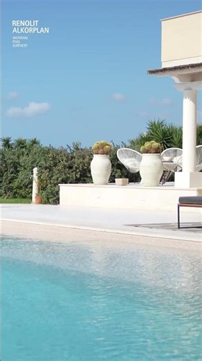 Touch Sublime: Pure Dream Pool Vibes