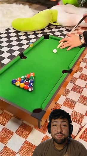 Complete portable mini pool table! 🤯🎱