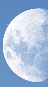 Strange Object Seen Close to the Moon A mysterious object was captured near the Moon during observation. It appeared to move quickly across the frame, leaving many wondering what it could be.Was it a passing satellite, a piece of space debris, or something still unidentified?The vastness of space often reveals strange and unexplained sights, reminding us how much there is still to explore and understand. #space #SpaceX #NASA #fblifestyle | Nighttime.Adventures