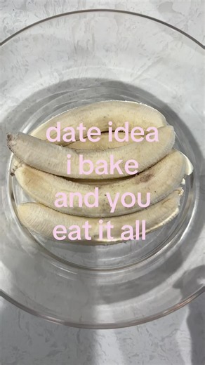 Cute Baking Date Idea: Banana Bread!