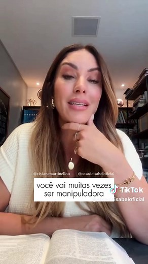 Seja leve e resolvida, pois o seu valor está nEle! Tome essa verdade sobre você hoje e declare isso sobre a sua mente. | Trecho da nossa live semanal das alunas