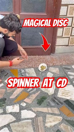 angular momentum at spinner #experiment #science #shorts