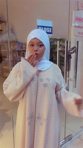 UNA DAMU YA NGUO🤭😁#kupendwaraha💕❤️raha😘 #perry❤️🥀 #FAVE🌹❤️ #foryoupageofficiall❤️❤️tiktok #tiktokchallenge