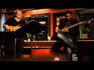 DSC 6014 Pat Kilbride Rich Brown