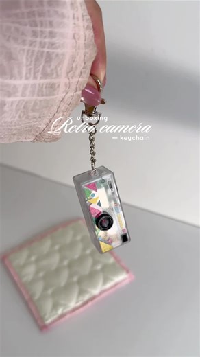 Mini Retro Camera That Works: A Must-Have Gadget!