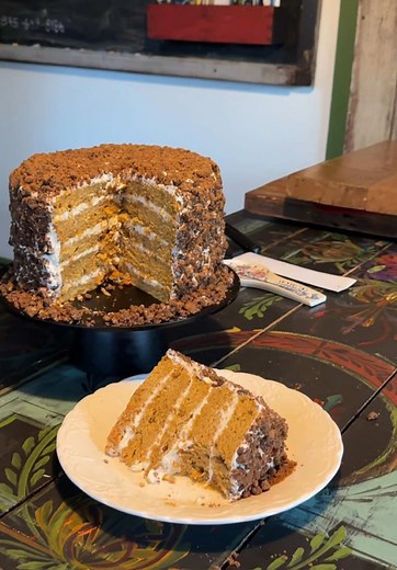 Delicious Pumpkin Carrot Cake Recipe with Mascarpone Frosting