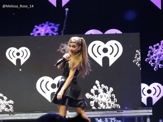 Ariana Grande vs. Canary - Who Can Sing The Highest Note?