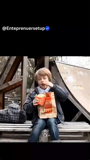 Business| Mindset | Wealth on Instagram: "This ad from McDonald's completely wiped out Burger King. 🍔⤵️ In this hilarious skit, a kid's McDonald's meal kept getting swiped by bullies, showing just how irresistible McDonald's really is. Every time he brought his McDonald's meal, someone took it—no question. But when he switched things up with a Burger King bag, guess what? No one even bothered. The message was clear: McDonald's reigns supreme, and Burger King? Not so much. 🍟⤵️ If you’re enjoyin