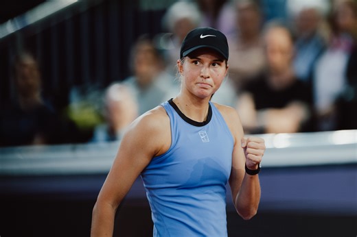 Tagger, 18, thrills Linz crowd with first-round upset of Badosa