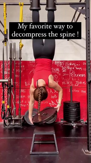 Inversion Therapy Benefits: Decompression Boots for a Healthy Spine