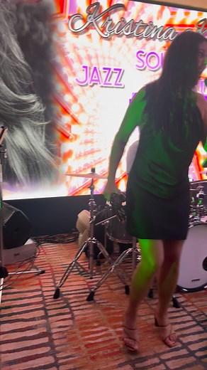 Sunday sessions at Csi with special guest artist Kristina Kelman and Robbie Flay in the mix band loving her version of Street life #RandyCrawford #livemusic | Live Music HQ