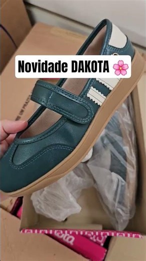 DAKOTA SHOES 🌸 FLATS + SNEAKERS 🌸 BUY VIA WHATSAPP 35 991396181 📦 WE SHIP