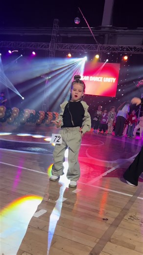Incredible Hip Hop Dance by 5-Year-Old Tara