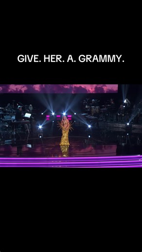 Zara Larsson's Stunning Acoustic Performance