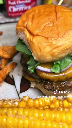 Delicious Cast Iron Cheeseburgers Recipe