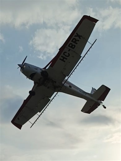 Bravo Romeo X-ray, despegando 10 Pista Blanca Piedra💯🛫👨🏻‍✈️ #cessna188husky #ecuador #ag_ecuador #aviacionagricolaecuador @Walter S.