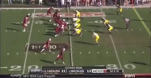 Connor Shaw was a warrior at South Carolina. Even on an injured foot, Shaw takes this 64 yards to the 10 yard line. South Carolina would go on to win 33-28 over Michigan, and Shaw would lead the team in rushing with 96 yards. | Famously Garnet Sports