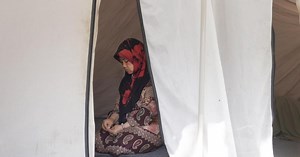 Grèce : Les conditions de vie dans les camps mettent les femmes et les filles en danger