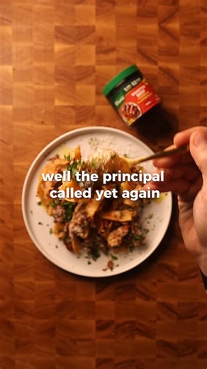 tim laielli on Instagram: "Braised Beef Bolognese with @knorr Premium Flavor Base #knorrpartner Ingredients 2–2.5 lbs beef chuck roast or short ribs, cut into large chunks Kosher salt + black pepper 2 Tbsp olive oil 4 oz pancetta or bacon, diced 1 medium onion, finely chopped 2 carrots, finely chopped 2 celery ribs, finely chopped 4 garlic cloves, minced 2 Tbsp tomato paste 1 tsp Knorr Premium Beef Flavor Base 1 cup dry red wine 1 cup whole milk 1 (28 oz) can crushed tomatoes 1 bay leaf 1 sprig
