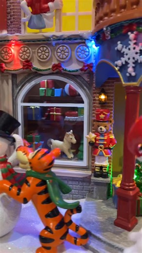 48 reactions · 77 comments | #mickeymouse #christmasdecor #Disney | Paula Dodd Barnes | Facebook