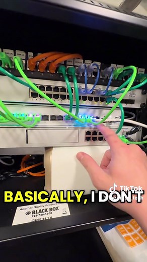 Installing UniFi Pro Max 16 PoE for Your Home Lab