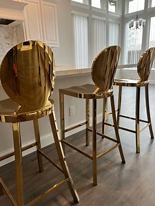 25K views · 644 reactions | Unboxing these sleek gold bar stools i ordered from wayfair 朗 What do you think #idoghana #homedecor #kitchen | The OPM Family | Facebook