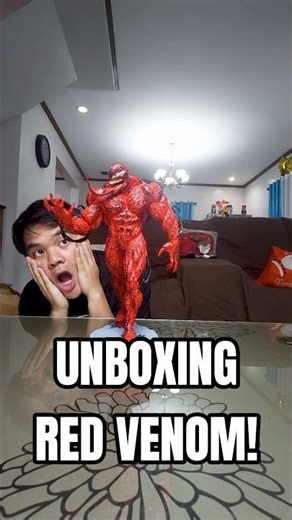 Unboxing Red Venom! This statue looks so cool! #toycollector #venom #carnage