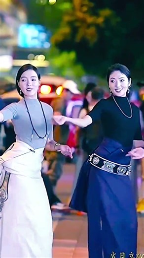 #150 Couple dance with the Tibetan dance "Bhutan dance".