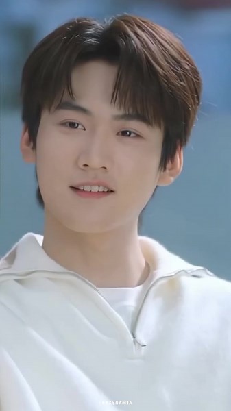 Stuck in Love: Exploring the Drama with Zhou Keyu and Daniel Zhou