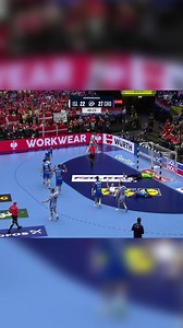 Drži se, Davide! ♥️ Europsko prvenstvo za rukometaše pratite na RTL-u i platformi Voyo #voyohr #vrijemejezarukomet #Euro2026 | Net.hr